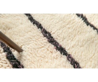 Tapis berbère Azilal- pure laine- écru et noir-320x210cm