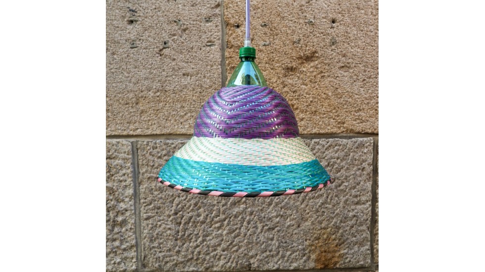 SUSPENSION EPERARA SIAPIDARA - 33x22cm - CÂBLE MAUVE - BOUCHON VERT