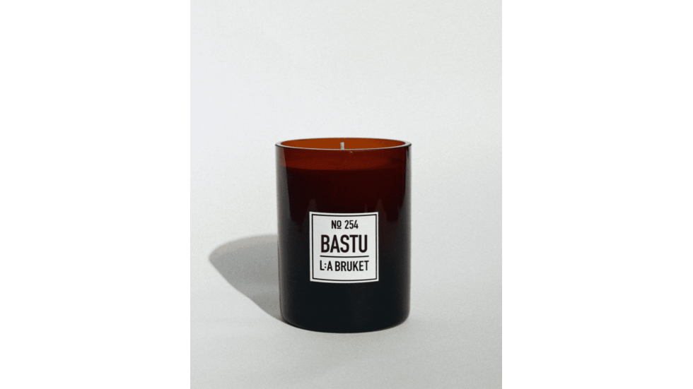 BOUGIE PARFUMÉE 254 - BASTU