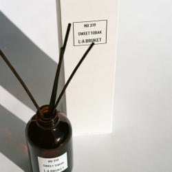 DIFFUSEUR POUR LA MAISON 319 - SWEET TOBAK