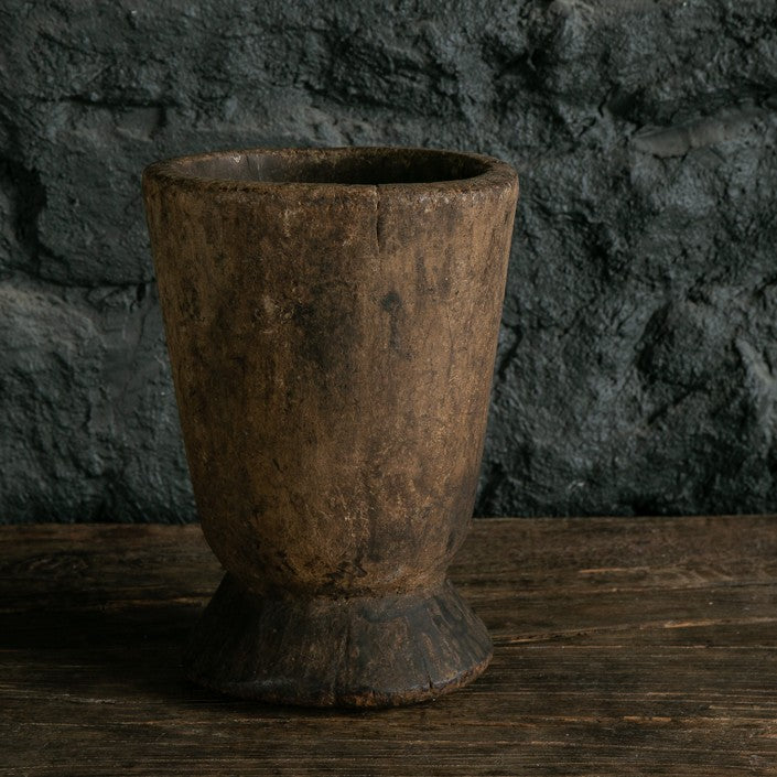 Mortier Mossi en bois exotique - Pièce unique