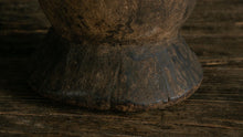Mortier Mossi en bois exotique - Pièce unique