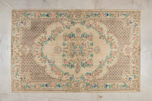 Tapis ZEKI MUREN - 100% laine noué main - 172 x 267 cm