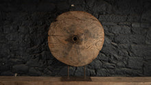 Roue sur socle