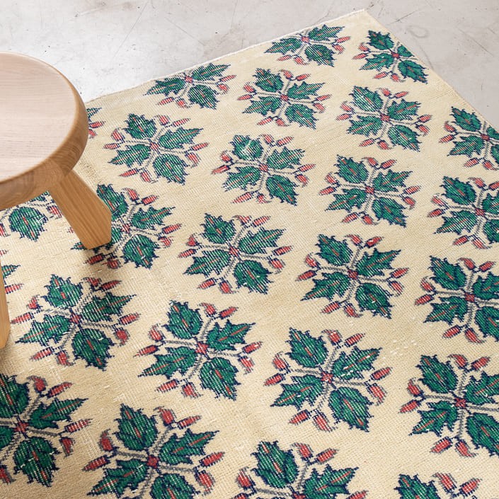 Tapis ZEKI MUREN - 100% laine noué main - 169 x 267 cm