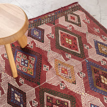 Tapis KILIM KARAPINAR - 100% laine noué main - 119 x 154 cm