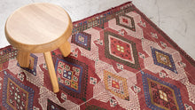 Tapis KILIM KARAPINAR - 100% laine noué main - 119 x 154 cm