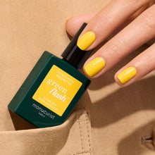 Vernis Green Flash semi-permanent - Gold Button