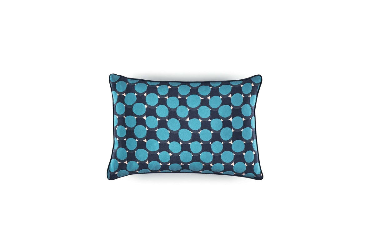 Coussin Twist en soie imprimée