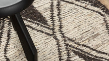 Tapis Afghan - Pièce unique 292/88