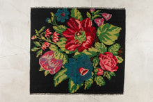 Tapis Killim Moldave - 100% laine nouée main - 121cm x 135cm