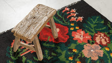 Tapis Killim Moldave - 100% laine nouée main - 111cm x 120cm