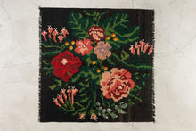 Tapis Killim Moldave - 100% laine nouée main - 111cm x 120cm