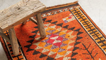 Tapis HERKI  - 100% laine noué main - 87 x 380 cm
