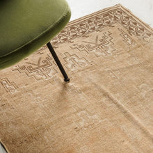 Tapis VINTAGE PASTEL - 100% laine noué main - 110 x 184 cm