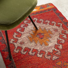 Tapis HERKI  - 100% laine noué main - 88 x 327 cm