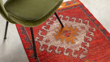 Tapis HERKI  - 100% laine noué main - 88 x 327 cm
