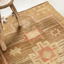 Tapis Vintage - Pièce unique 385/98