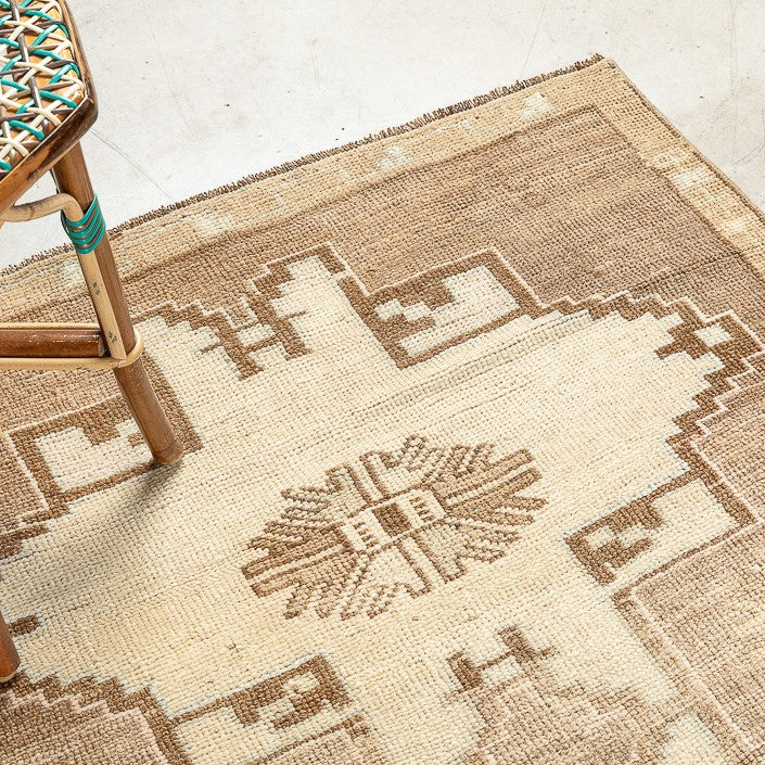 Tapis Vintage - Pièce unique 400/106
