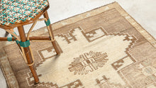 Tapis Vintage - Pièce unique 400/106