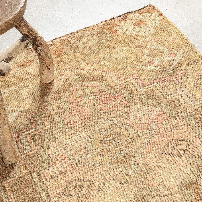 Tapis Vintage - Pièce unique 400/98
