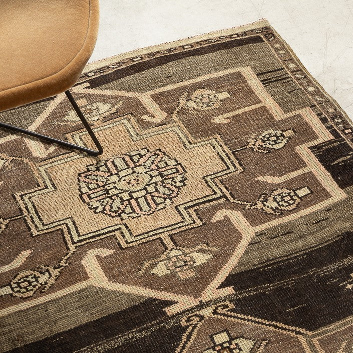 Tapis Vintage - Pièce unique 415/123