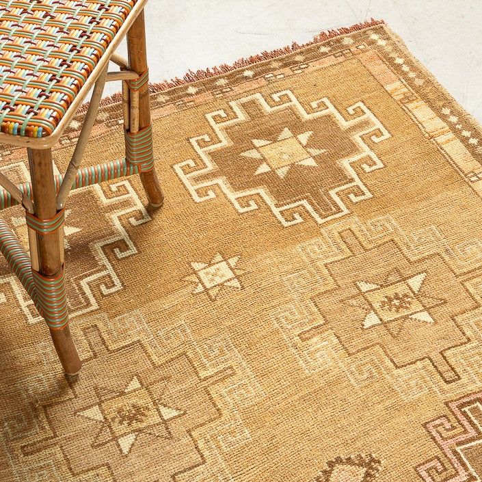 Tapis Vintage - Pièce unique 389/116