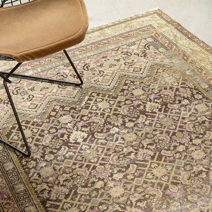 Tapis Vintage - Pièce unique 345/152