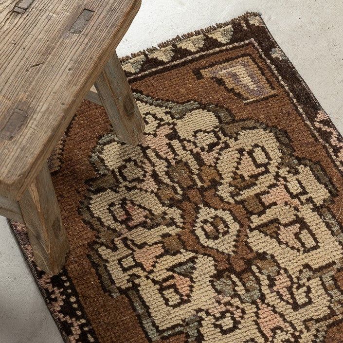 Tapis Vintage - Pièce unique 94/43