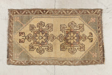 Tapis VINTAGE - 100% laine noué main - 50 x 87 cm
