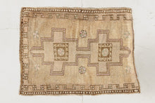 Tapis VINTAGE - 100% laine noué main - 60 x 72 cm