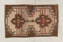 Tapis VINTAGE - 100% laine noué main - 46 x 78 cm