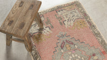 Tapis Vintage - Pièce unique 99/52