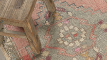 Tapis Vintage - Pièce unique 99/52