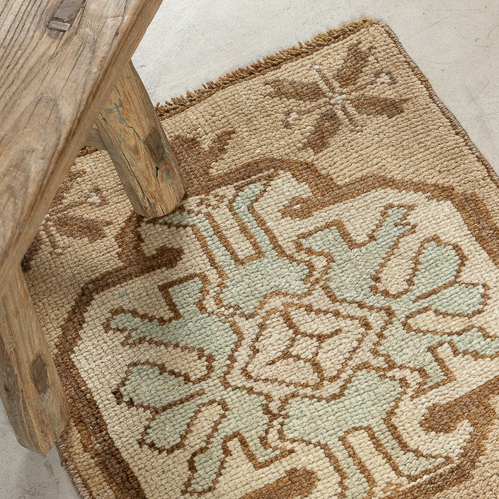 Tapis Vintage - Pièce unique 76/38