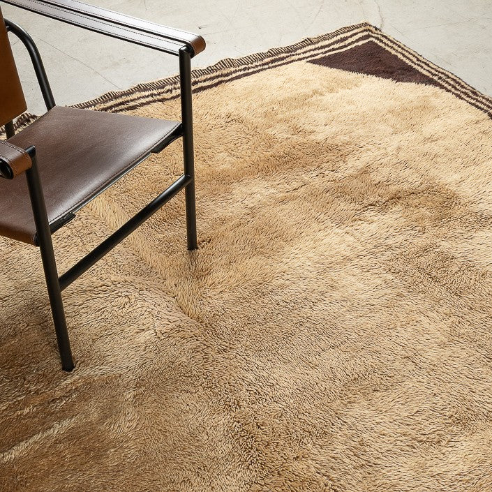 Tapis berbere contemporain MRIRT, 270cm x 370cm, 100% laine noué main