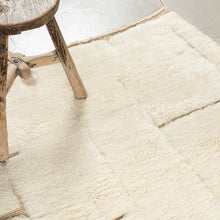 Tapis BERBERE CONTEMPORAIN MRIRT - 100% laine noué main -  110cm x 190cm