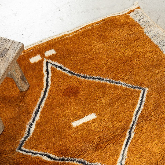 Tapis BERBERE CONTEMPORAIN MRIRT - 100% laine noué main -  105cm x 110cm