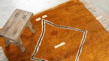 Tapis BERBERE CONTEMPORAIN MRIRT - 100% laine noué main -  105cm x 110cm