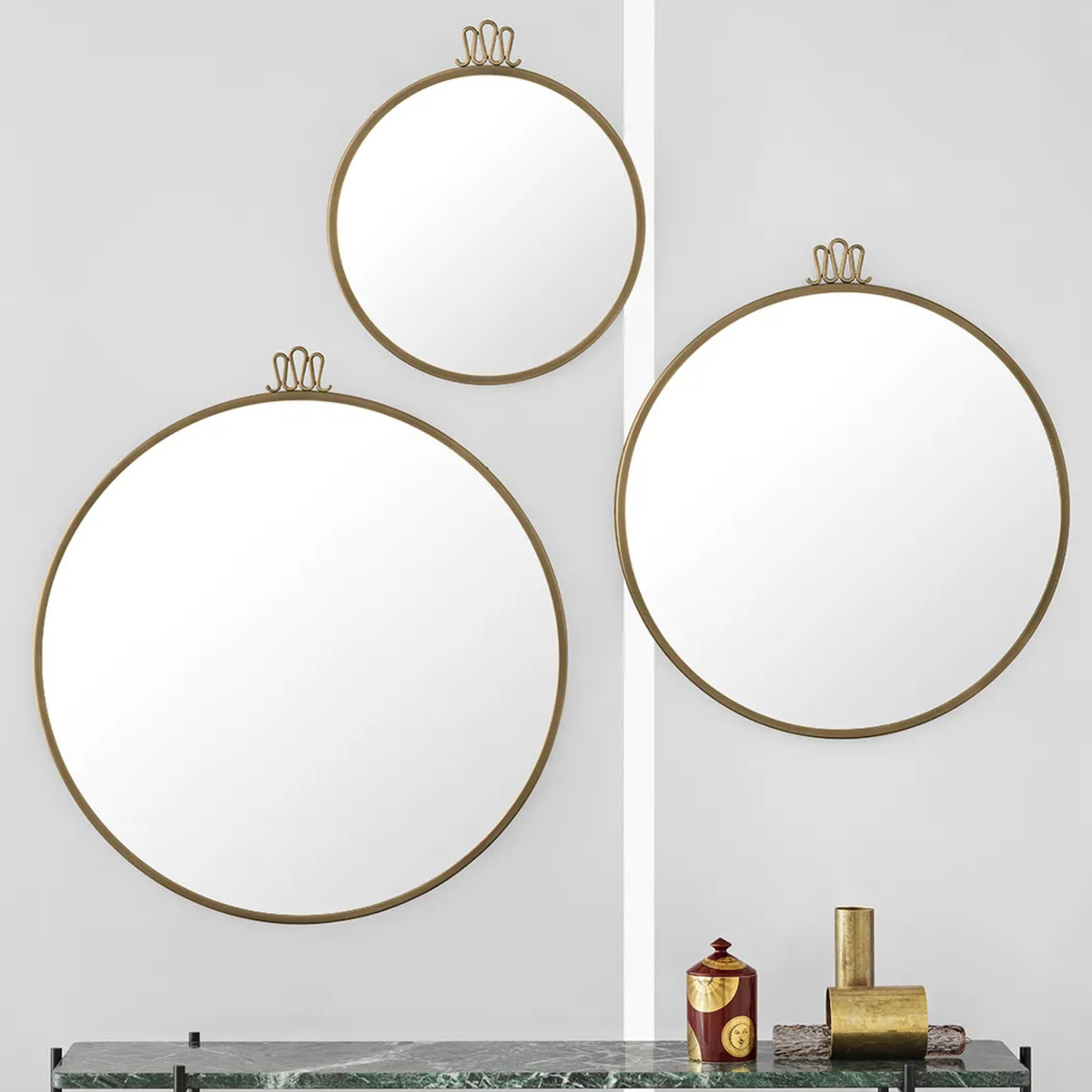 Miroir Randaccio en laiton patiné - Ø70cm