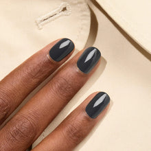 Vernis Green Flash semi-permanent - Anthracite
