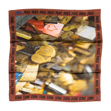 Foulard Paris Love en soie