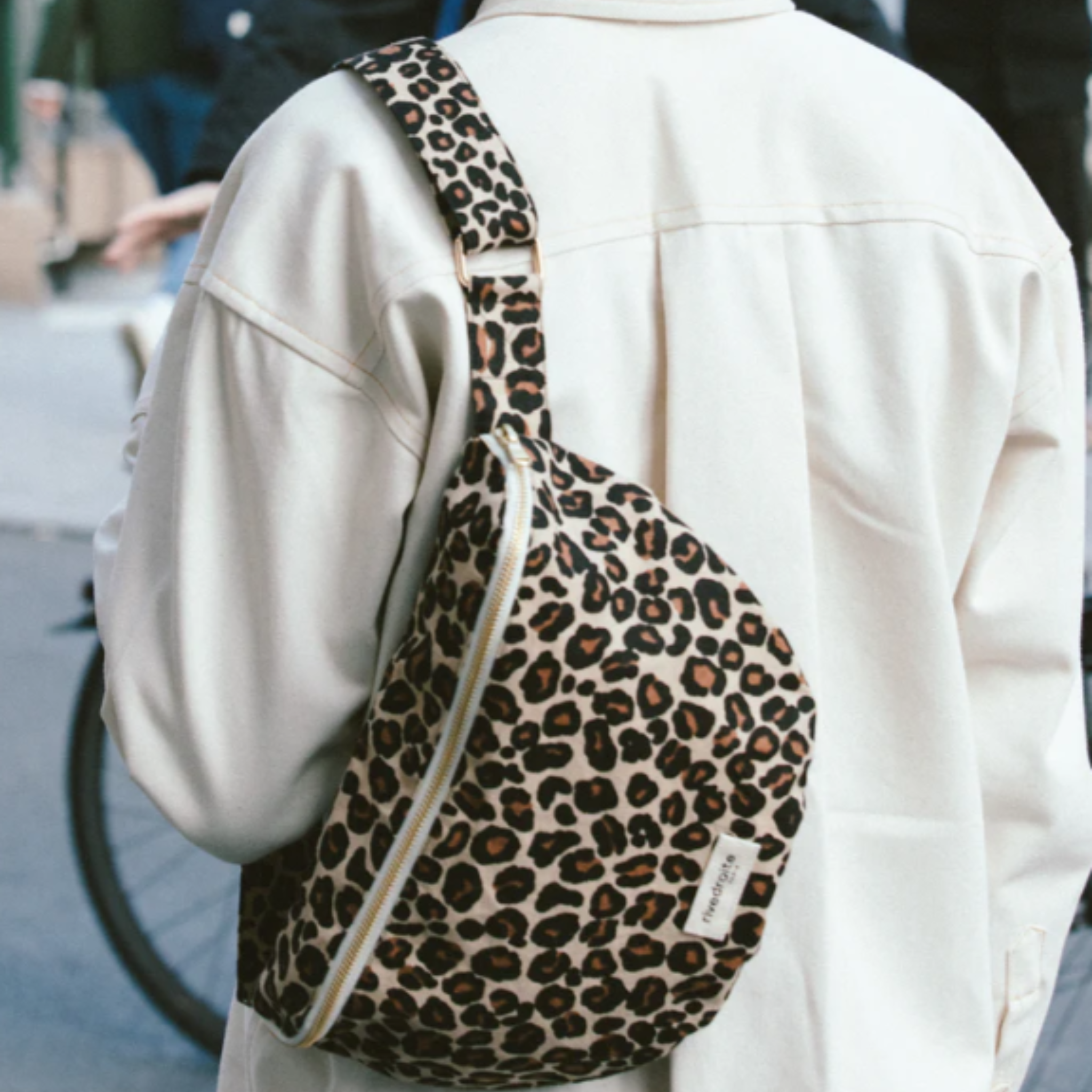 Custine XL - Le sac banane
