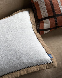 Coussin Khadi Noir en coton tissé main - 40 x 55cm