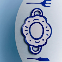 Plat de service ovale 03 – The Line-up – Bleu et blanc