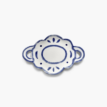 Plat de service ovale 03 – The Line-up – Bleu et blanc