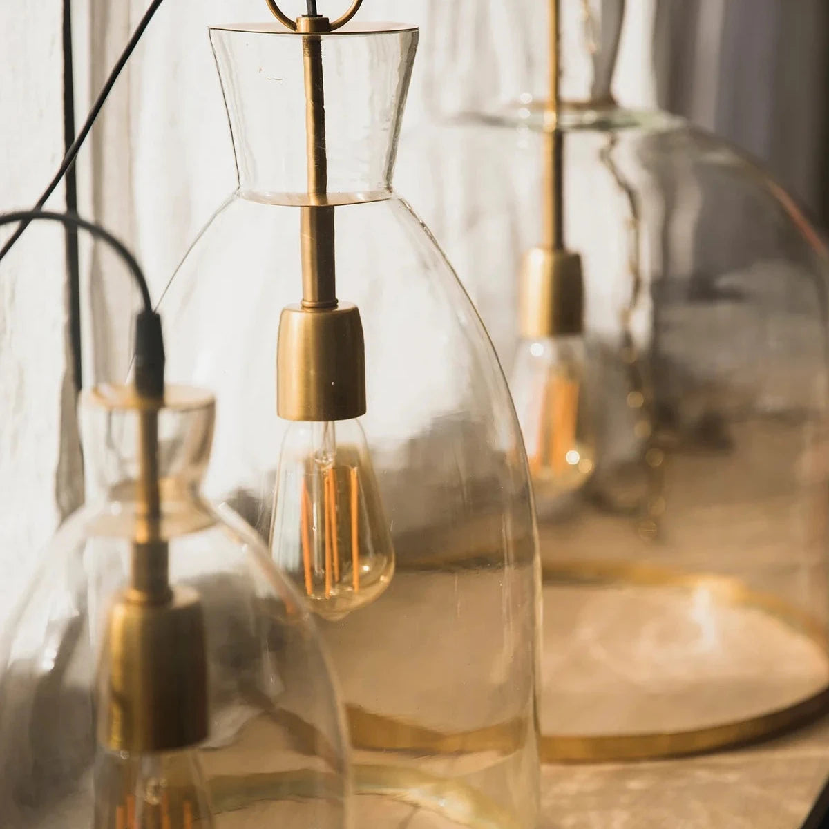 Suspension Drio en verre et laiton – 3 dimensions