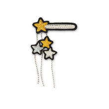 Broche Baguette magique brodée à la main