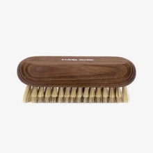 Brosse à ongles en bois de frêne