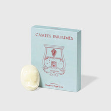 Camée parfumé